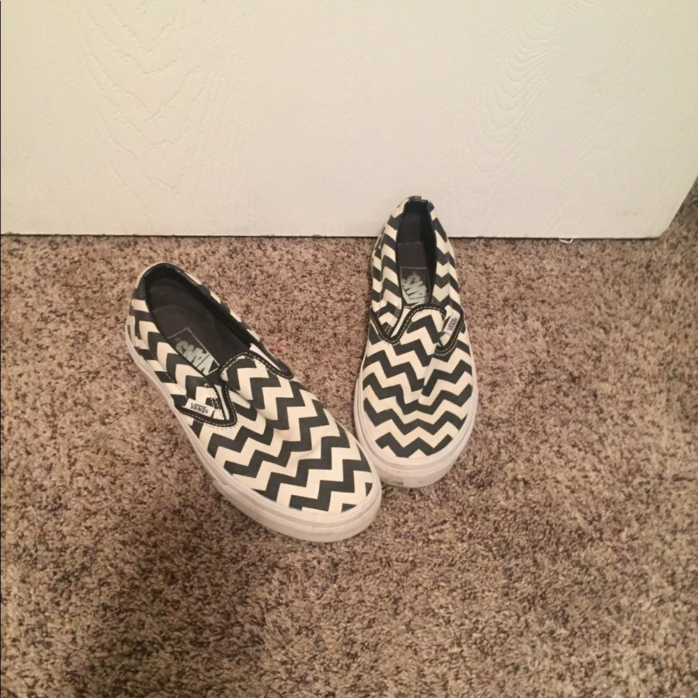chevron vans - Picture 3 of 3